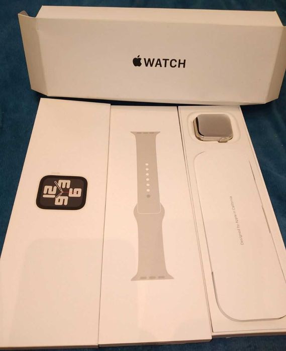 Apple SE 2 watch