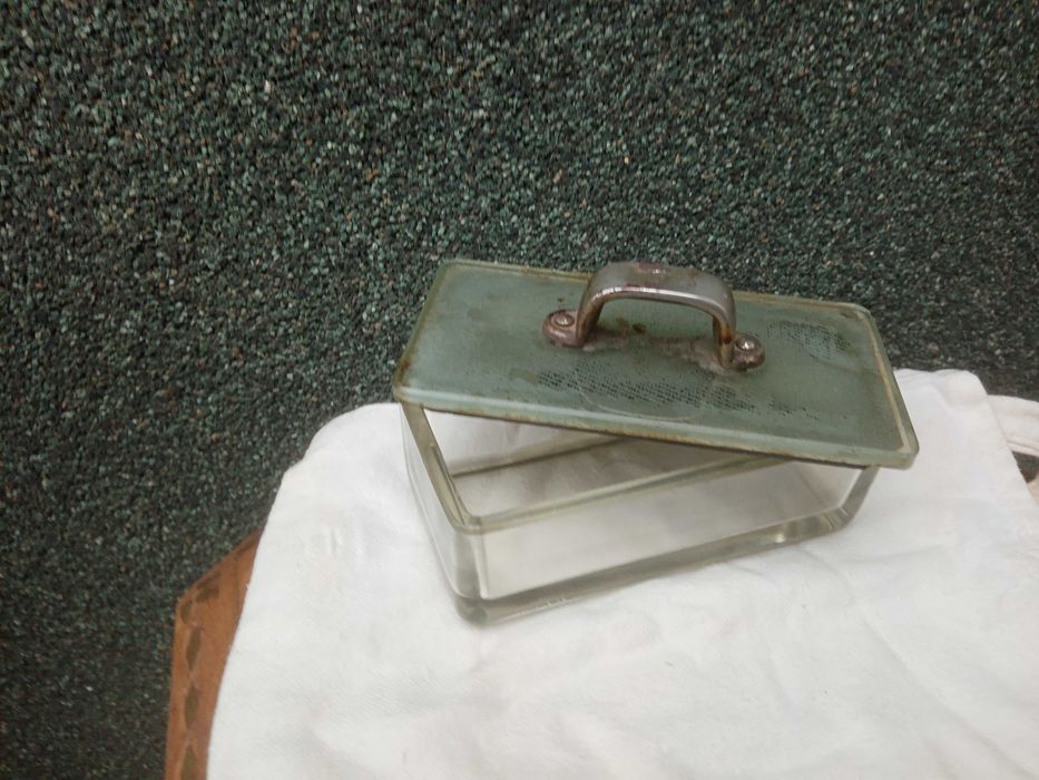 Антикварна стъкленица за стерилни материали. Ретро медицинско стъклено