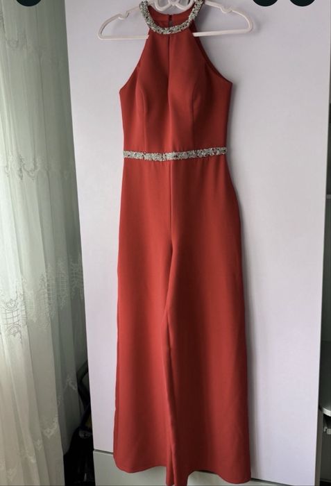 Официални рокли повод