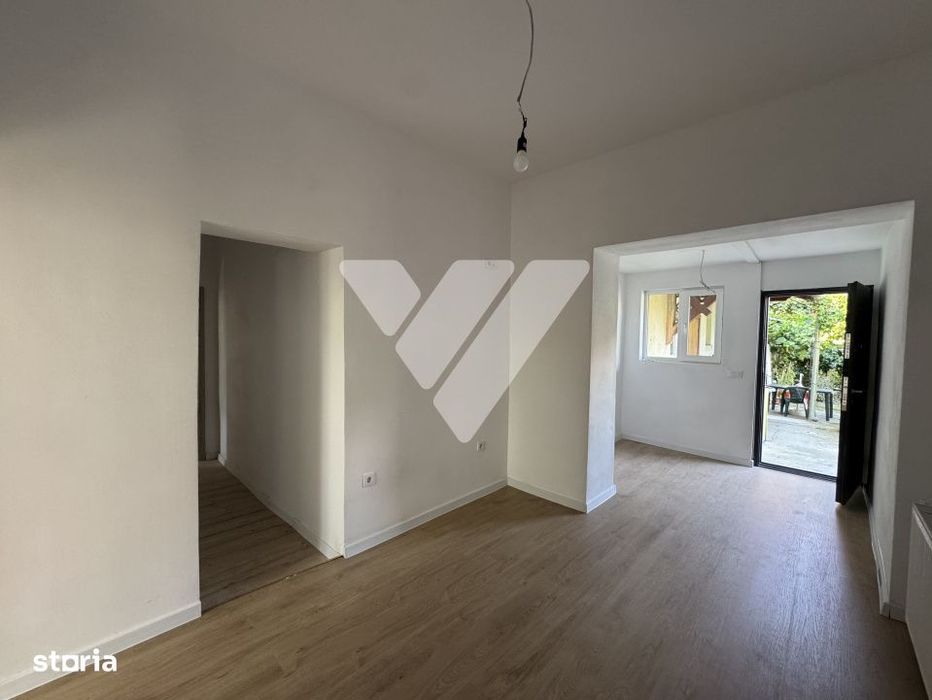Apartament la casa 2 camere renovat, pivnita zona Piata Cluj Central
