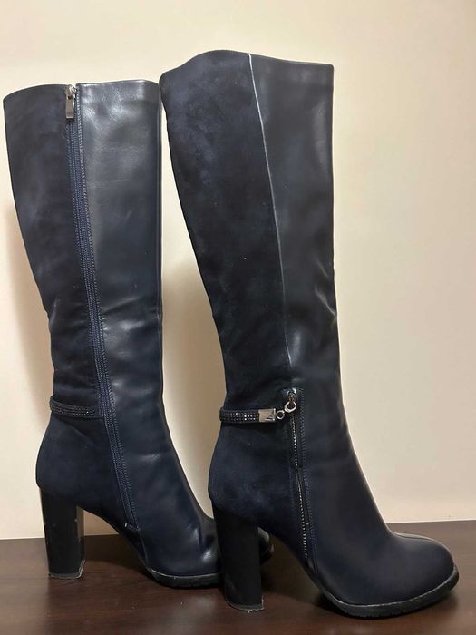 Дамски ботуши тъмно сини с камъни