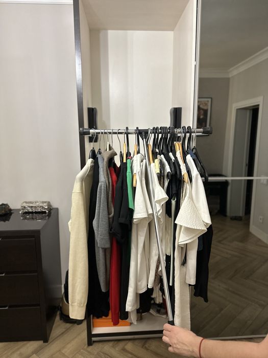 Продаётся вместительный шифоньер