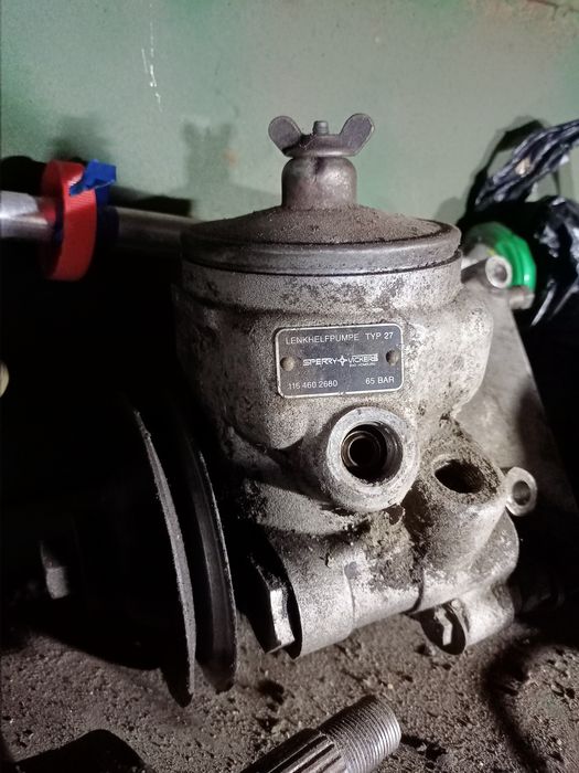 Запчасти на Мерседес 190