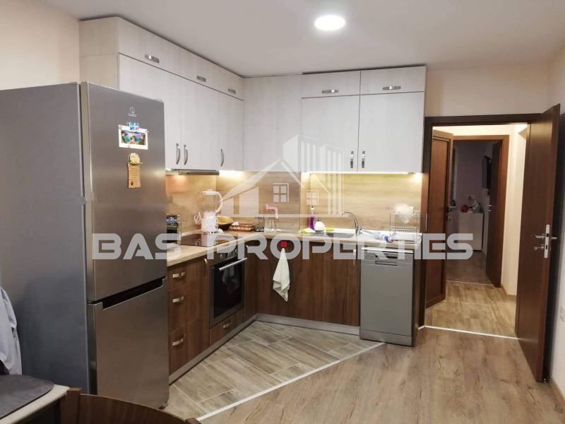 Продава се Тристаен апартамент в София, Надежда 3 - 64 кв.м за 3016 €/кв.м - Снимка #1