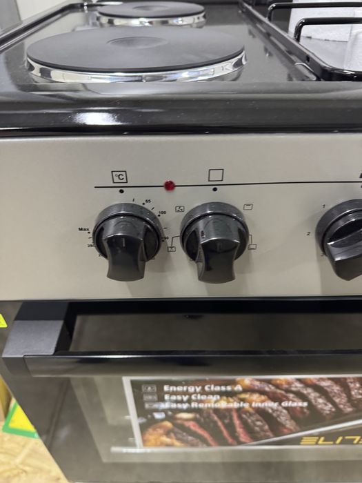 Комбинирана готварска печка 60см Ток /Газ Чисто Нова 2год. Гаранция