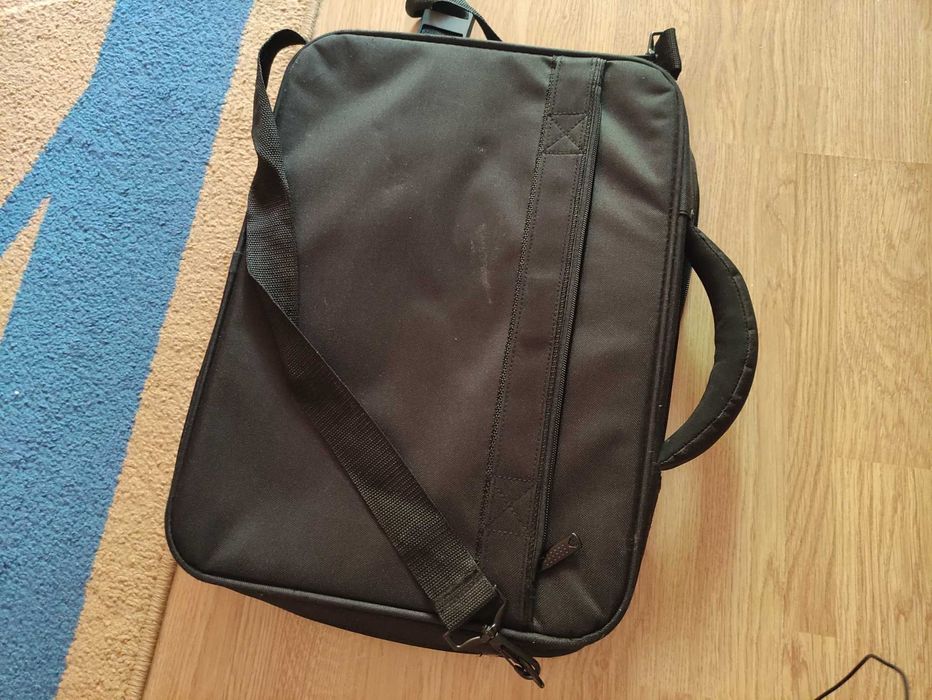 лесно преносима чанта за лаптоп