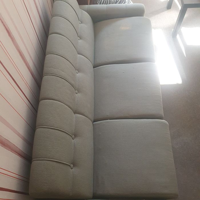 Диван здрав масивен