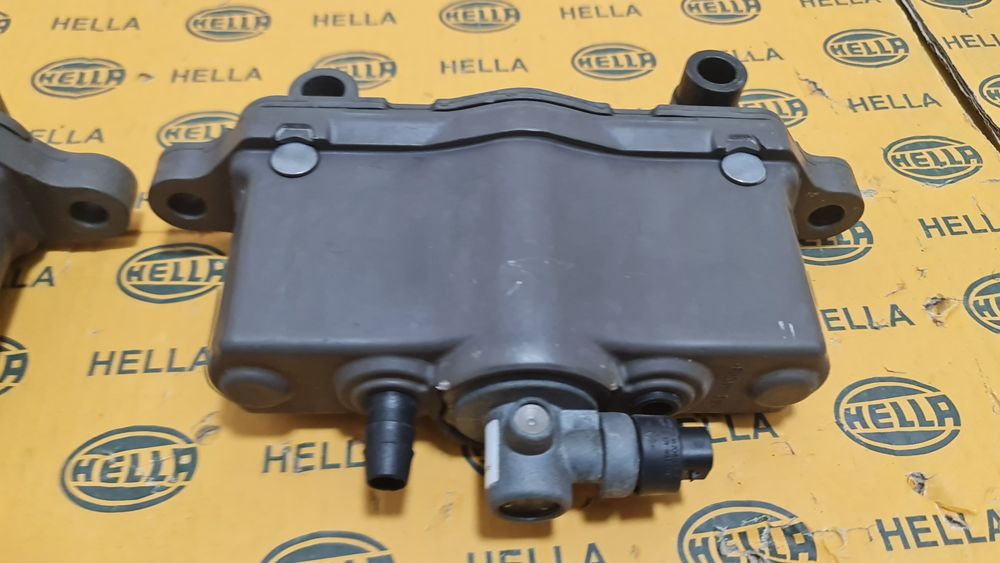 Capsa pirotehnica activa balamale capota pedestrian BMW 5 F10 F11 7 F01 F02 Rolls Royce Ghost