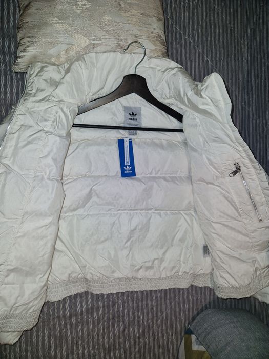 Пуховик женский  Adidas