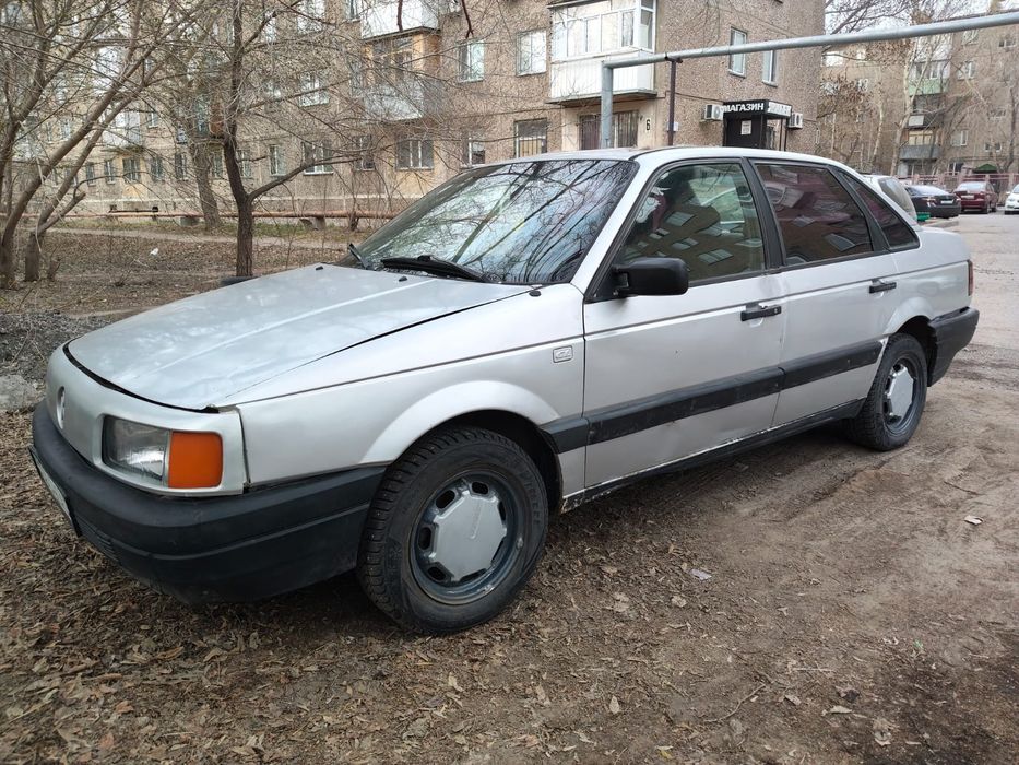 Volkswagen Passat B3 1990