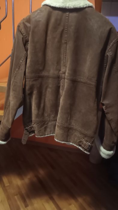 Geaca din piele întoarsă,îmblănită la interior
