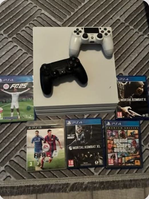 PS 4 pro 825GB+2 controlere+5 jocuri