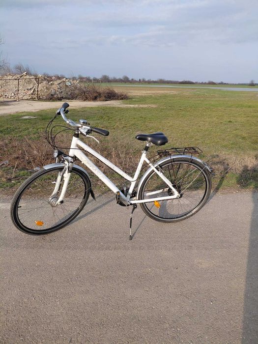 Bicicletă de oraș/trekking, roți 28  - stare bună