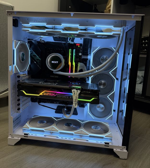 PC Ryzen 9 5900x cu RTX 3070 Suprim X