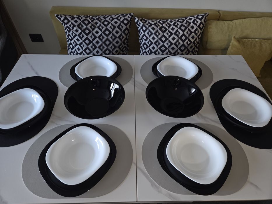 Сервиз за хранене 36 части и две големи купи