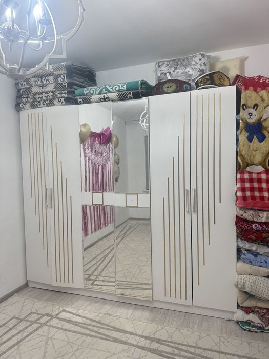 Спальный шкаф сатылады