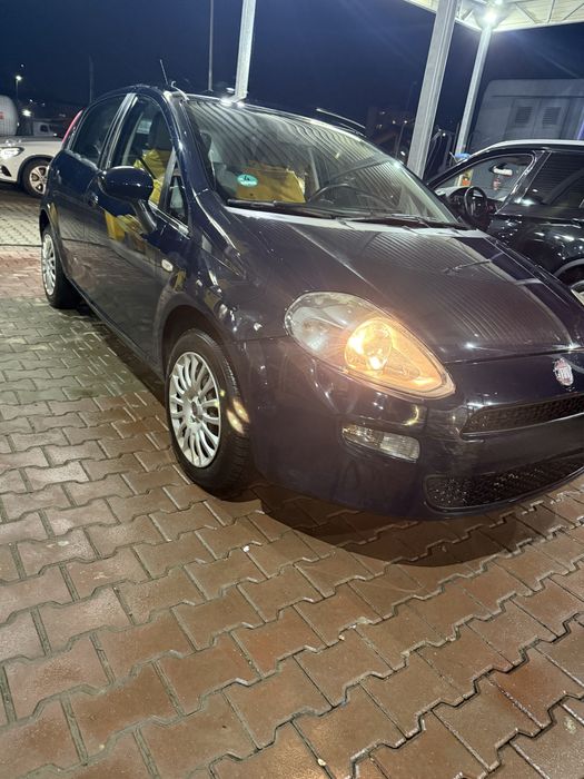 FIAT PUNTO . Benzină . Nu deranjati inutil