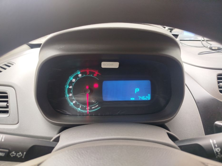 Chevrolet Cobalt 2023 — 4