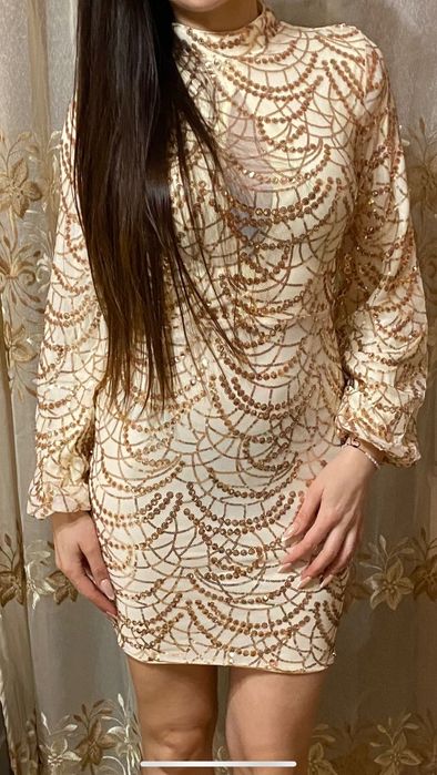 Официална къса рокля с пайети размер XS/S