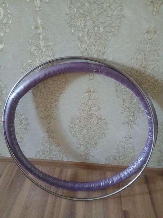 Продам обручи.    .