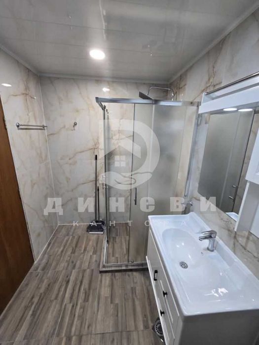 Продава се Тристаен апартамент в Стара Загора, Кольо Ганчев - 178 кв.м за 481 €/кв.м - Снимка #13