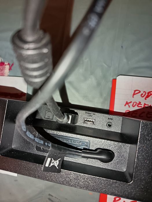 Vând Soundbar 2.1