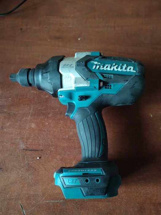 De vânzare scule Makita cu acumulatori 18V
