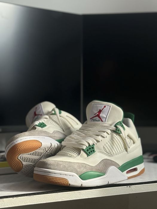 Nike Jordan 4 Pine Green