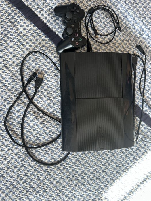 Плайстейшен 3 продам