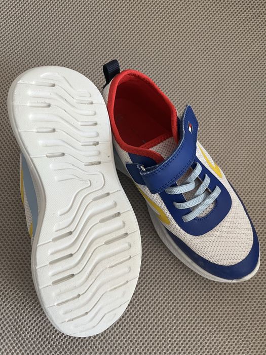 Adidasi Tommy Hilfiger, marimea 33