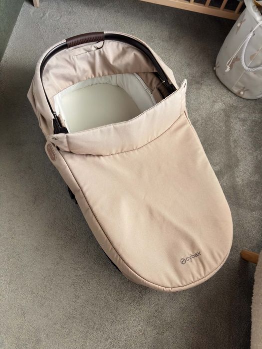 Cybex Кош за новородено Cot S Lux Almond Beige