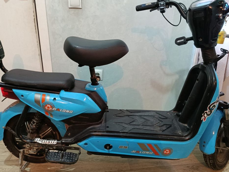 Шұғыл түрде!!Электроскутер сатылады!