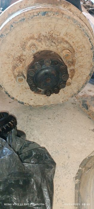 УАЗ заднимос сотилади