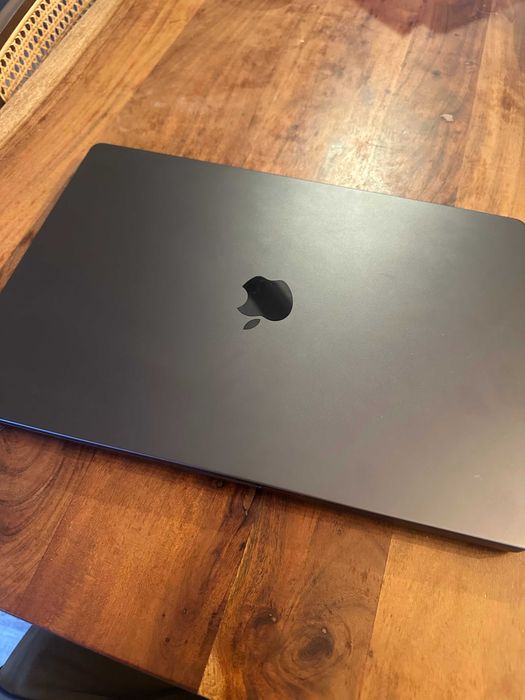 MacBook Pro 16 M4 Pro 24GB 512GB 14-core CPU 20-core GPU