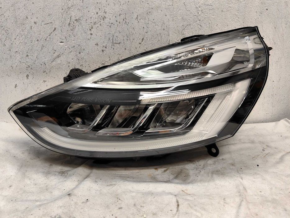 Оригинален фар Рено Клио  Renault Clio Full Led