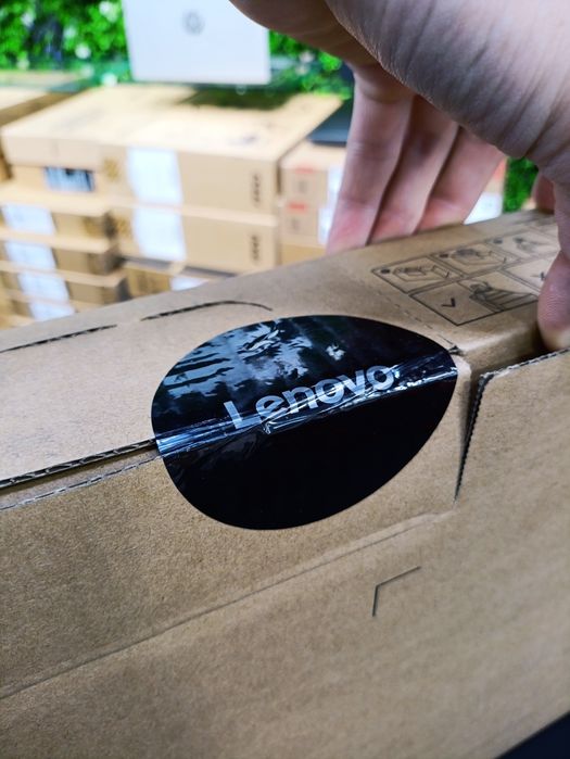 Lenovo IdeaPad 3 i7 14.0