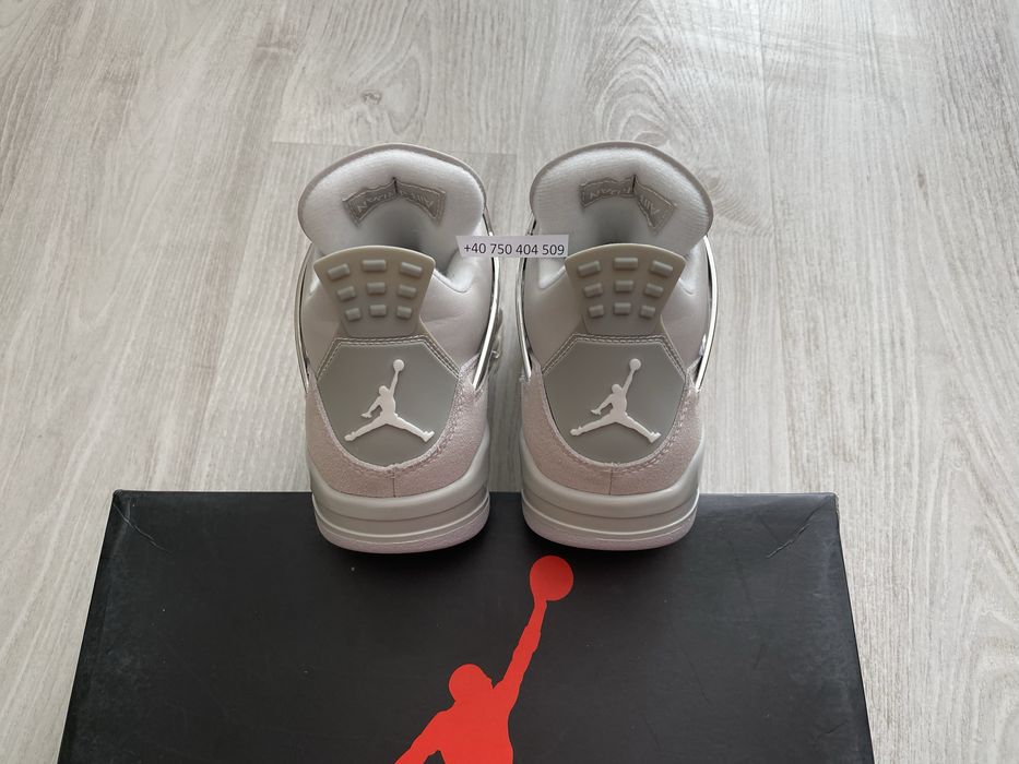 Jordan 4 Retro Frozen Moments 40