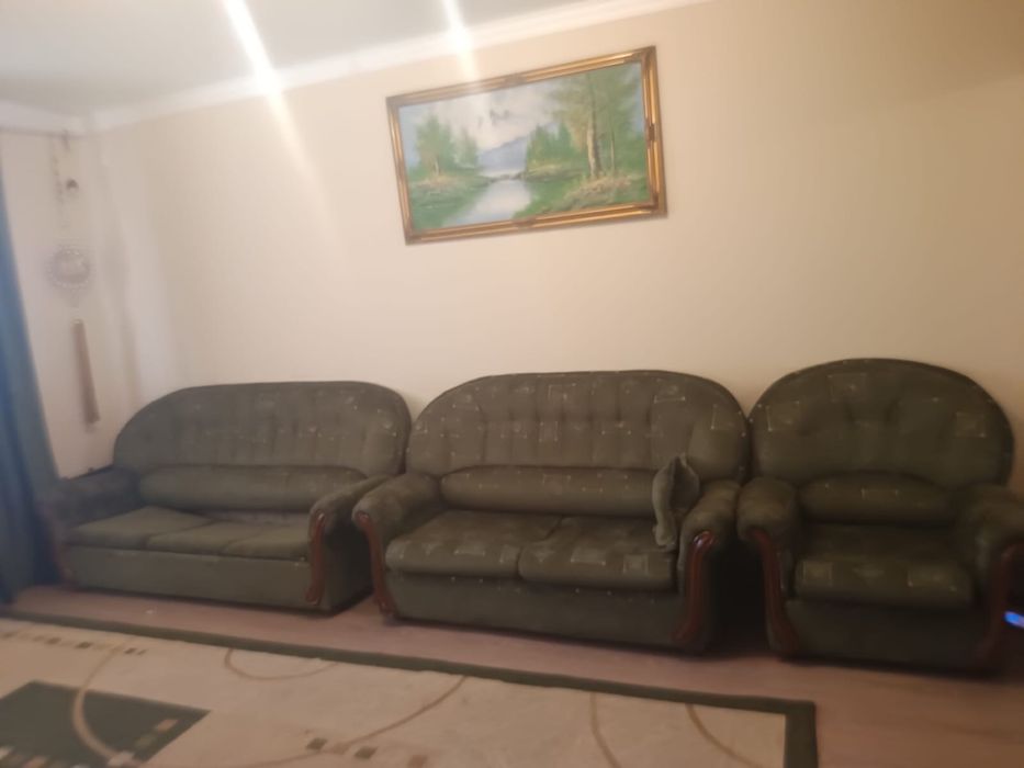 Продаются диван в хорошем состоянии