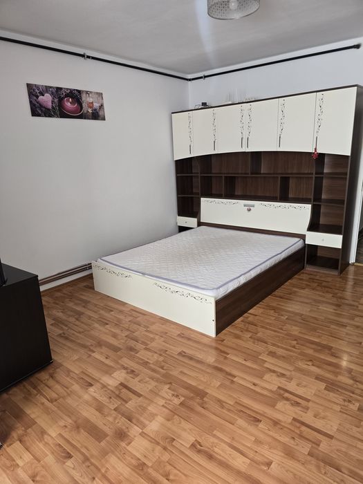 P. F - vând garsoniera cu centrala proprie in Manastur