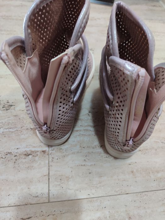 Дамски обувки розови