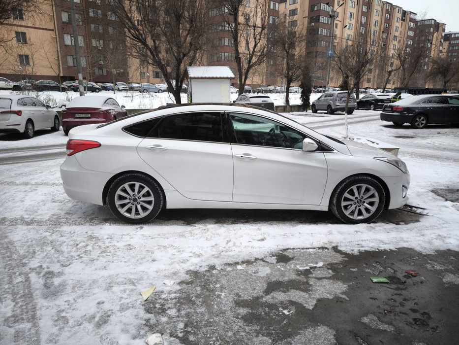 hyundai i 40 sedan