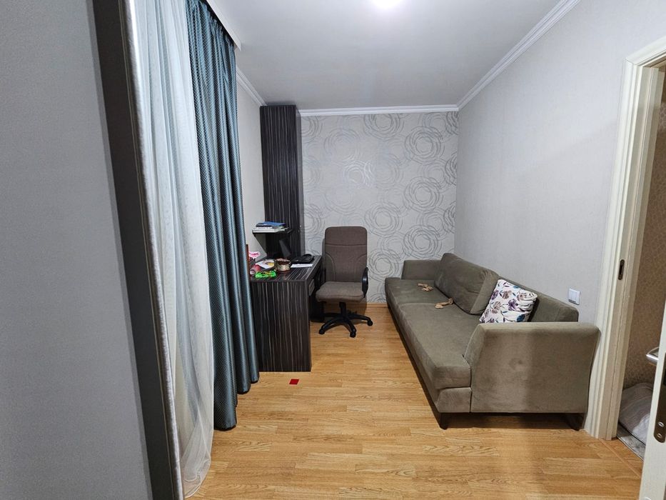 Шкаф и Стол за 60 т т