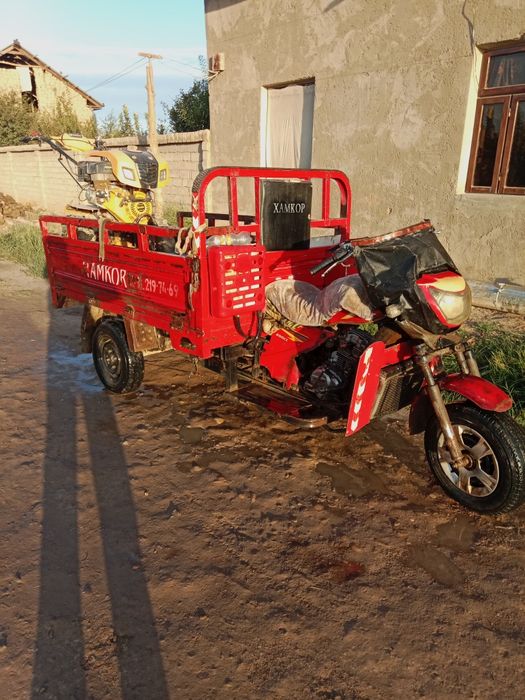 Ishlab turgan tayyor moto