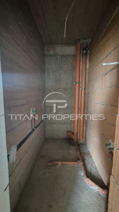 Продава се Тристаен апартамент в Пловдив, Беломорски - 122 кв.м за 666 €/кв.м - Снимка #6