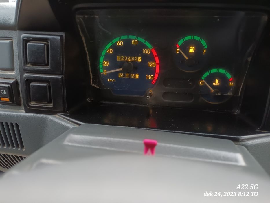 Damas van 2018 dekabr