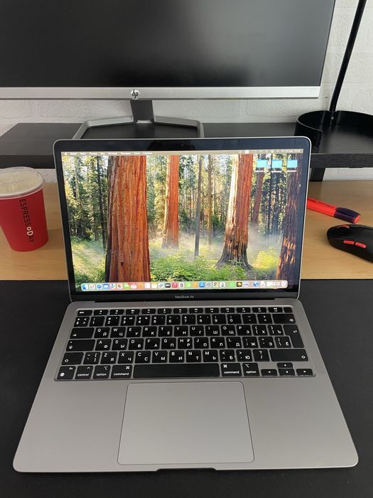 Macbook Air M1 почти новый