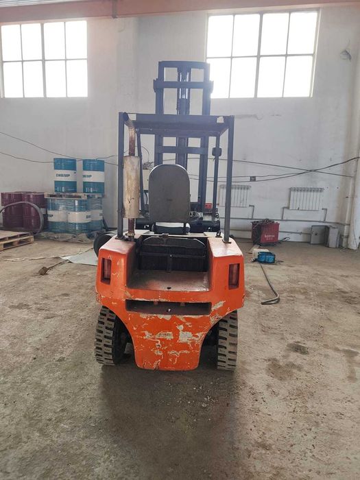 Продам кару вилочный погрузчик