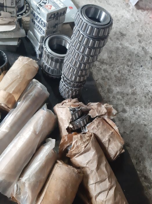 Schimb 500 Rulmenti noi 4 lei bucata