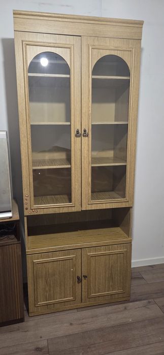 Продам шкаф вместительный