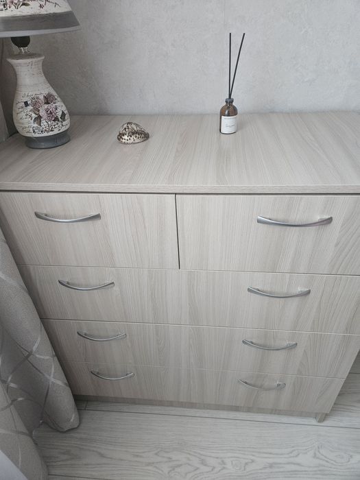 Продаю Спальный гарнитур